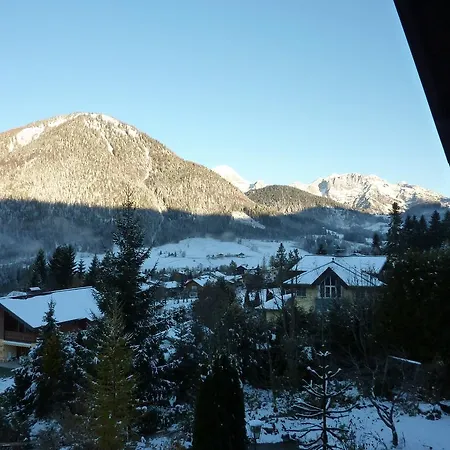 Haus Verena Bed & Breakfast *